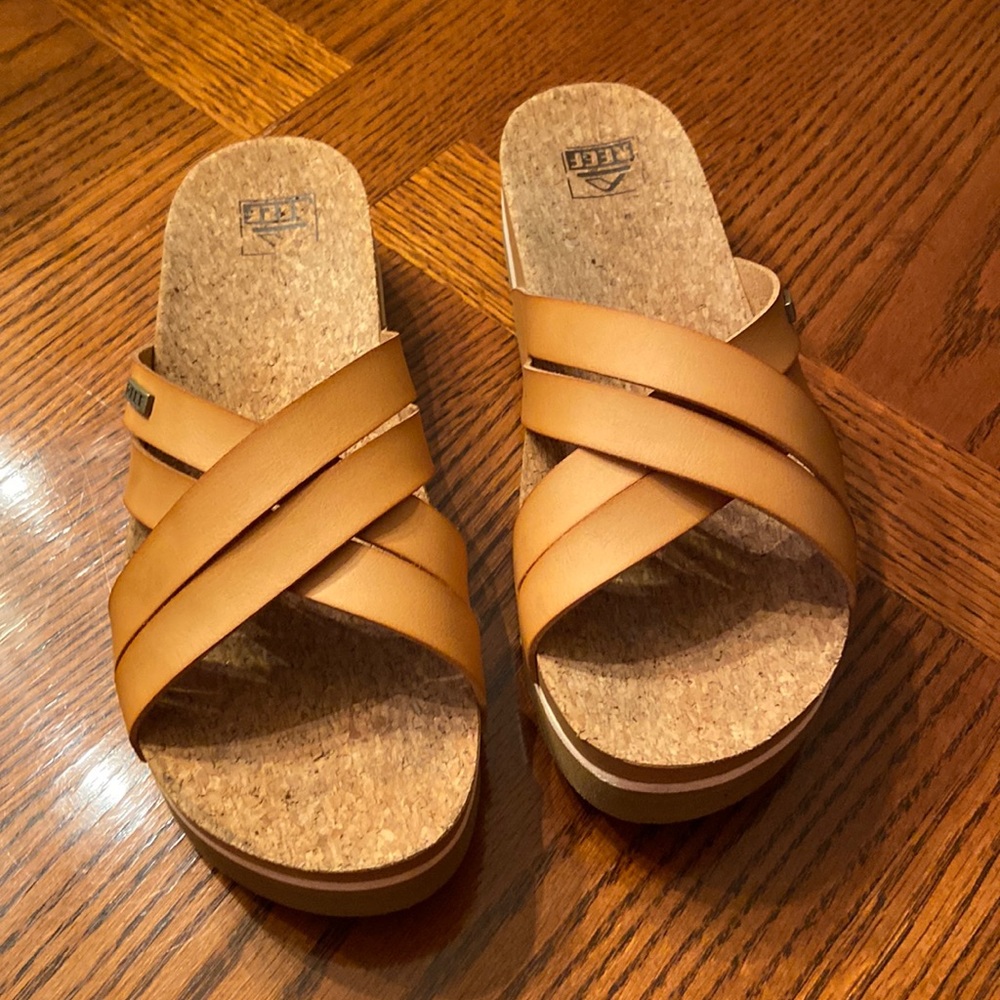 Reef platform sandals